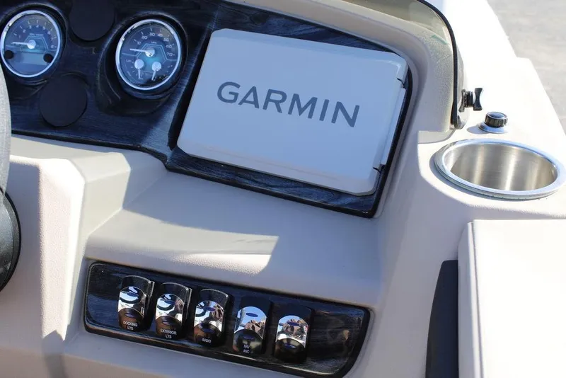 Slide: The Image of Dashboard of 2026 Avalon LSZ Cruise boat with Garmin navigation system. - 22