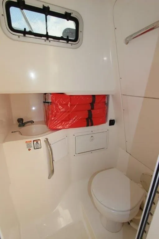 Slide: The Image of True World Marine TE 289 2015 - 6