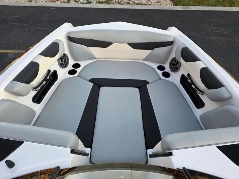 Slide: The Image of Axis A22 2019 - 17