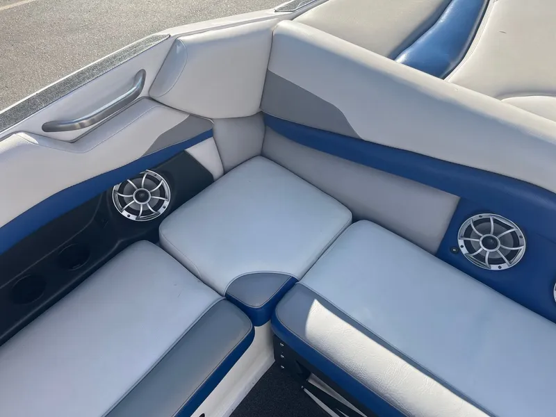 Slide: The Image of Axis A22 2015 - 20