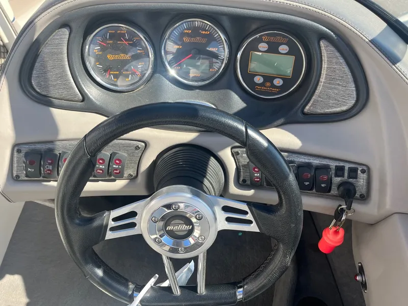 Slide: The Image of Malibu WVLX21 2004 - 26