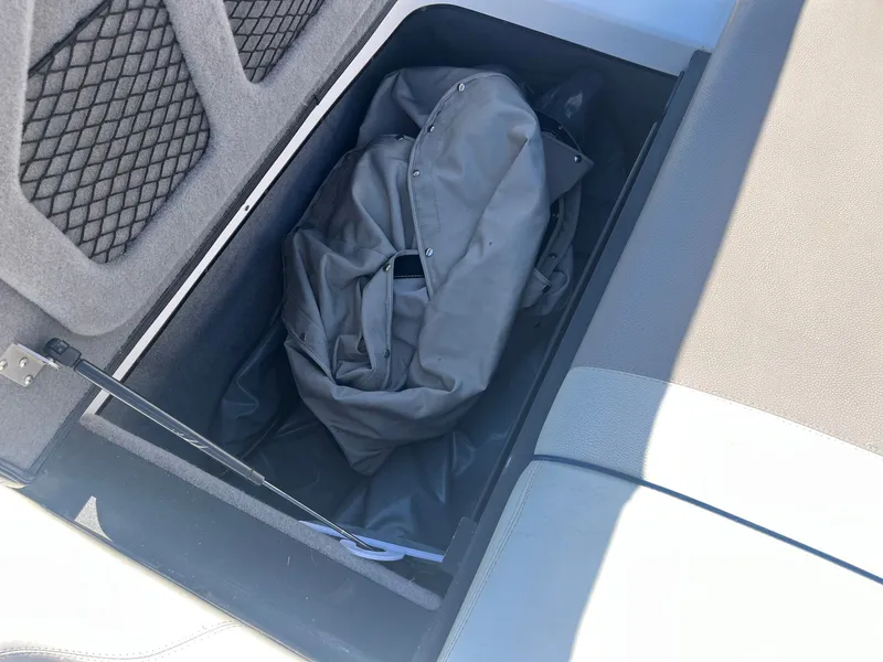 Slide: The Image of Malibu WVLX21 2004 - 30