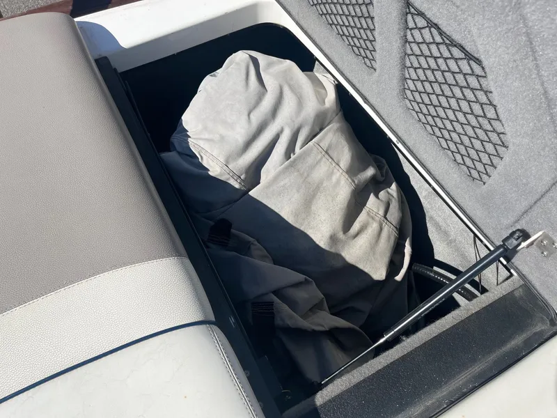 Slide: The Image of Malibu WVLX21 2004 - 31