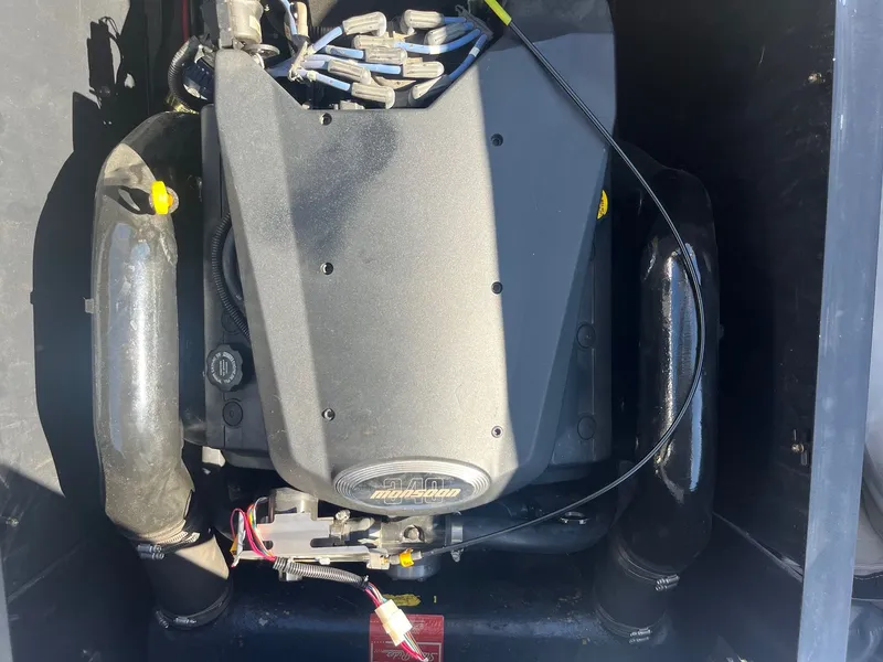 Slide: The Image of Malibu WVLX21 2004 - 32