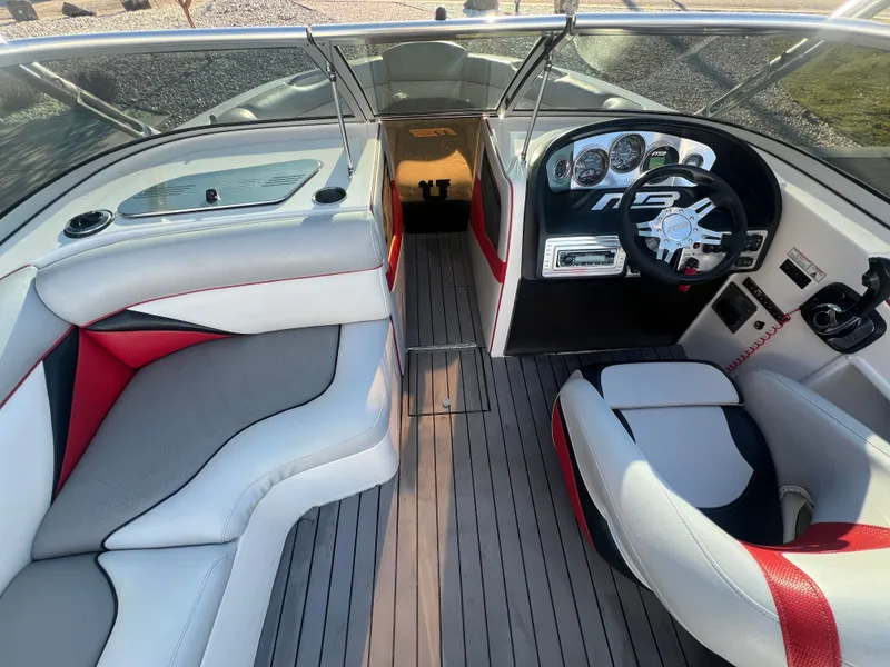 Slide: The Image of MB Sports B-52 2011 - 12