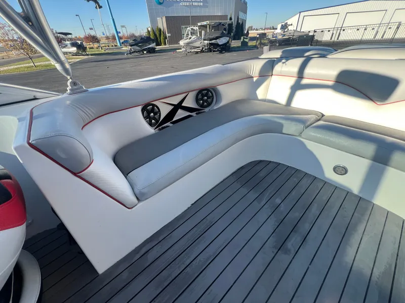 Slide: The Image of MB Sports B-52 2011 - 15