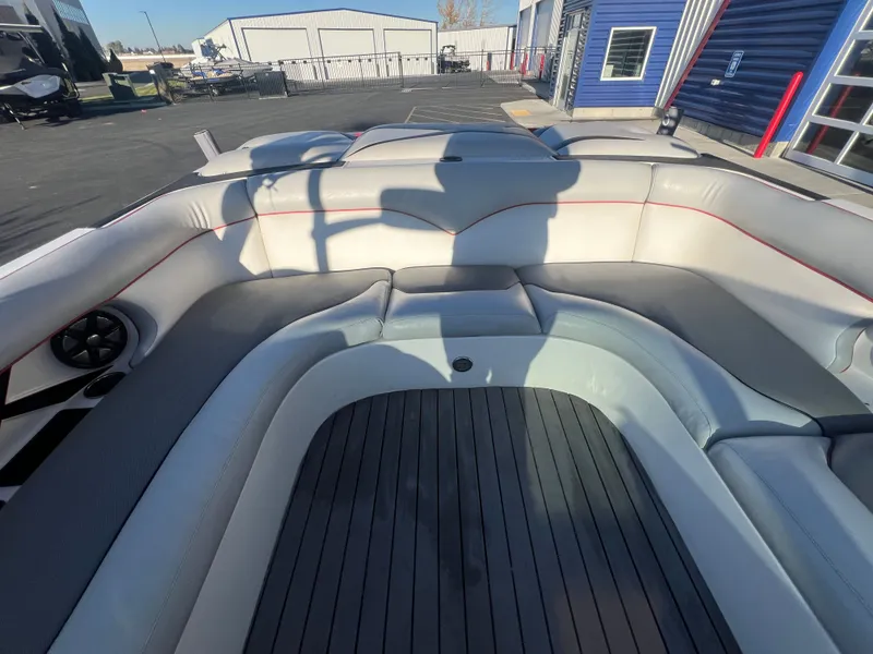 Slide: The Image of MB Sports B-52 2011 - 16