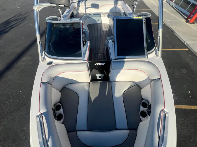 Slide: The Image of MB Sports B-52 2011 - 19