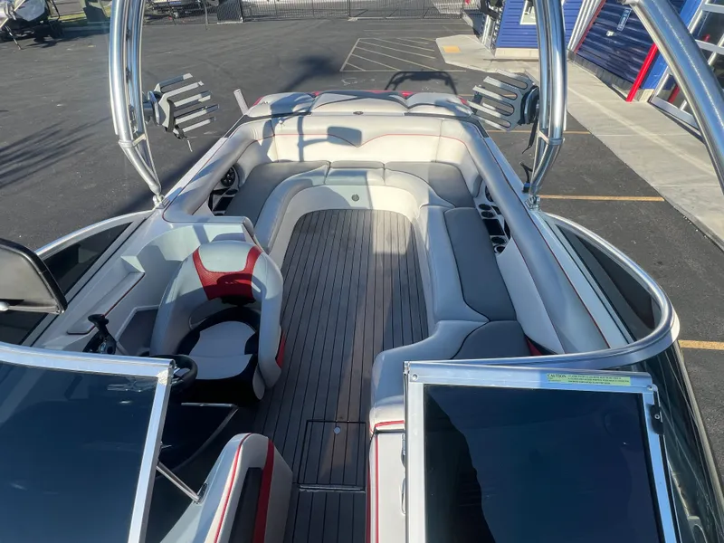 Slide: The Image of MB Sports B-52 2011 - 20