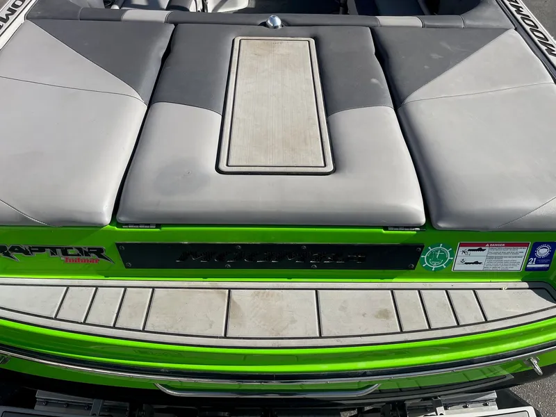 Slide: The Image of Moomba Craz 2020 - 15