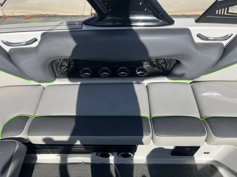 Slide: The Image of Moomba Craz 2020 - 24