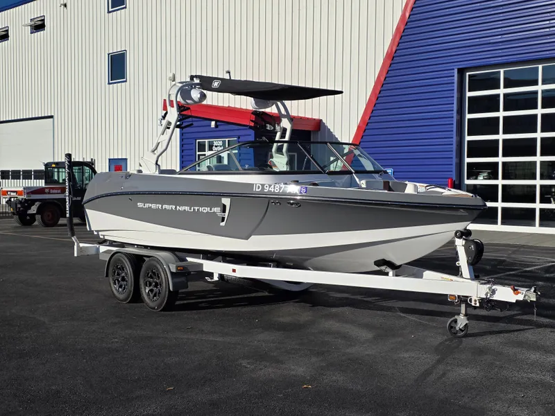 Slide: The Image of Nautique 210 Super Air Nautique 2018 - 3