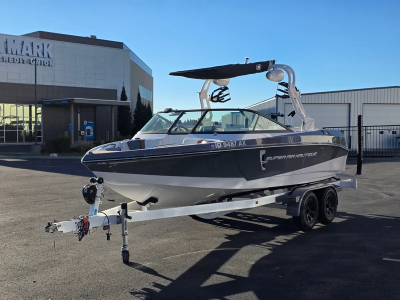 Slide: The Image of Nautique 210 Super Air Nautique 2018 - 5