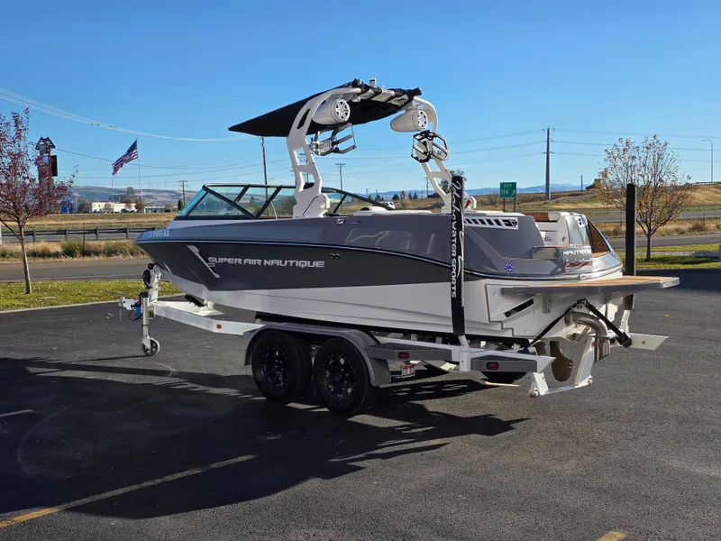 Slide: The Image of Nautique 210 Super Air Nautique 2018 - 7