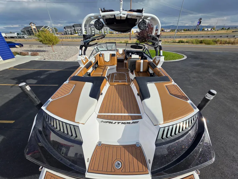 Slide: The Image of Nautique G23 2017 - 11