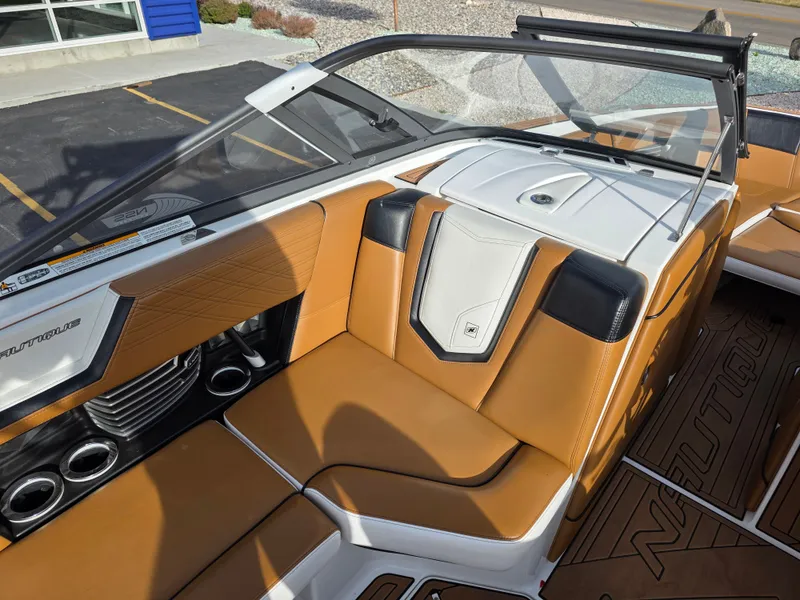 Slide: The Image of Nautique G23 2017 - 15