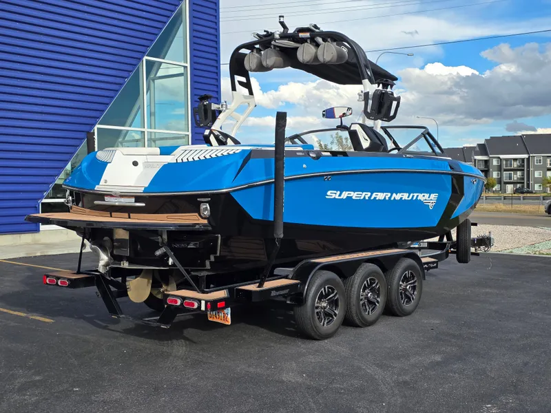 Slide: The Image of Nautique G23 2018 - 10