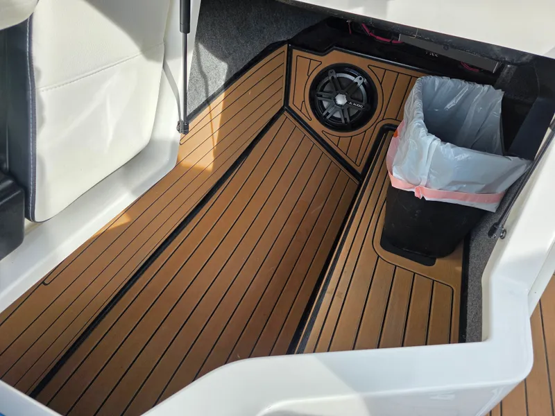 Slide: The Image of Nautique G23 2018 - 17