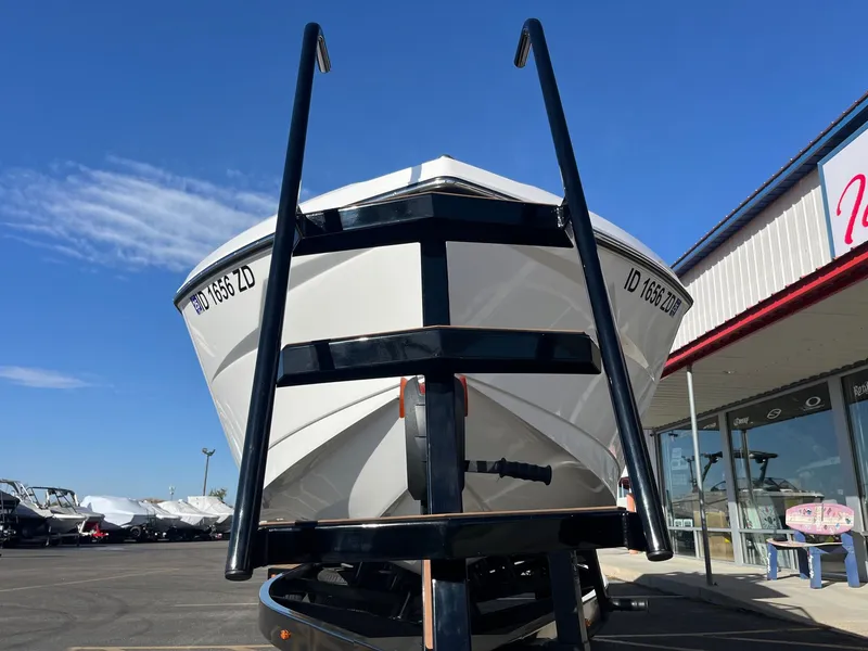 Slide: The Image of Nautique Super Air Nautique S23 2023 - 11