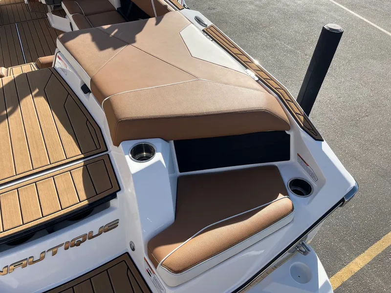 Slide: The Image of Nautique Super Air Nautique S23 2023 - 17