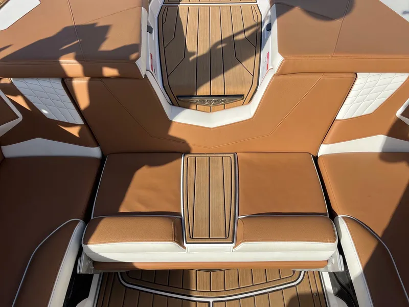 Slide: The Image of Nautique Super Air Nautique S23 2023 - 22