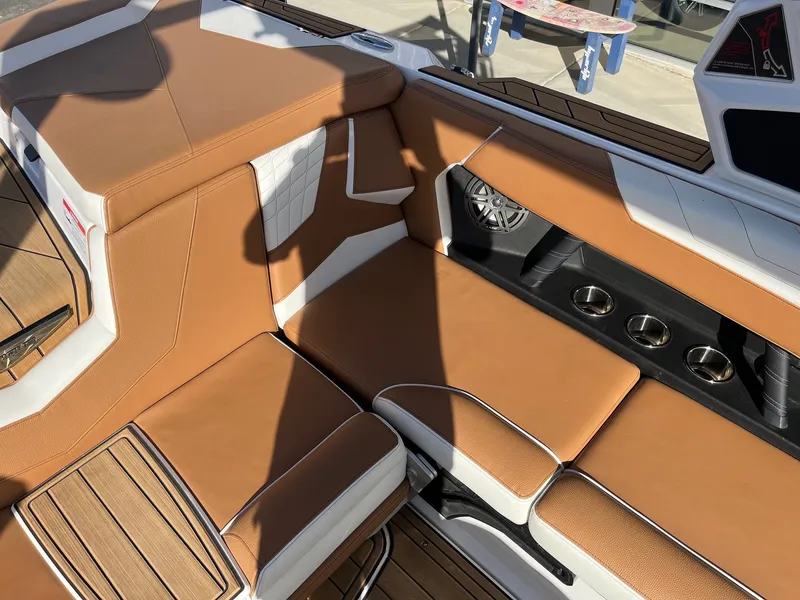 Slide: The Image of Nautique Super Air Nautique S23 2023 - 23