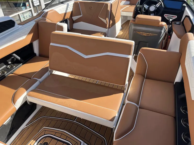 Slide: The Image of Nautique Super Air Nautique S23 2023 - 34