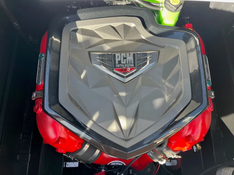 Slide: The Image of Nautique Super Air Nautique S23 2023 - 37