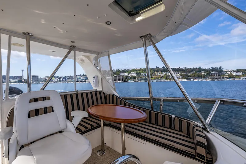 Slide: The Image of Luxurious bridge seating. - 19