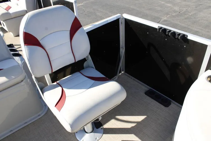 Slide: The Image of 2021 SunCatcher Select 22C boat seat with red and white upholstery. - 11