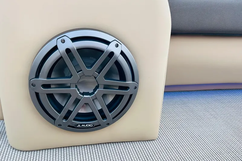 Slide: The Image of Speaker on 2024 Harris Sunliner 250 boat, featuring JL Audio system. - 40