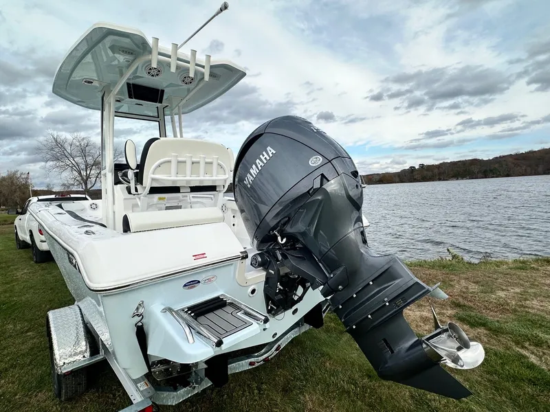 Slide: The Image of Tidewater 198 CC Adventure 2026 - 11