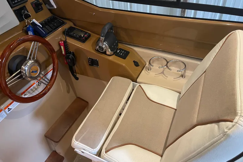 Slide: The Image of CPYB logo with a gold star, related to Cutwater C-24, 2017 model. - 22