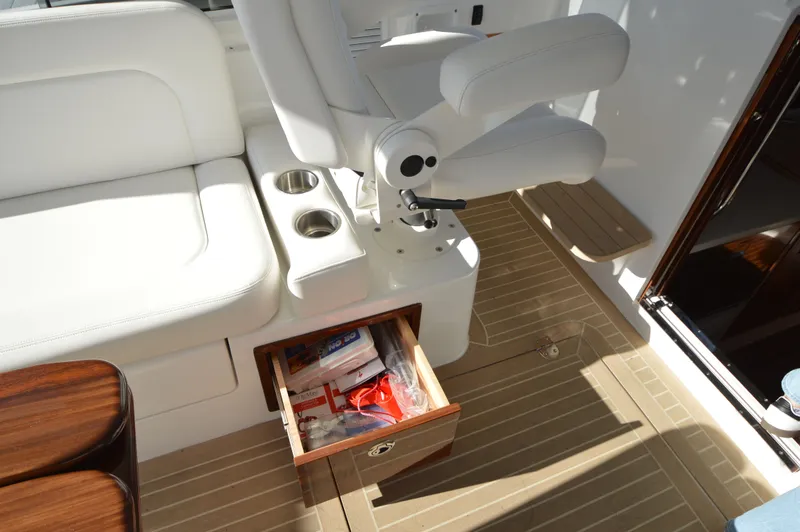 Slide: The Image of MJM 35z 2023 - 50