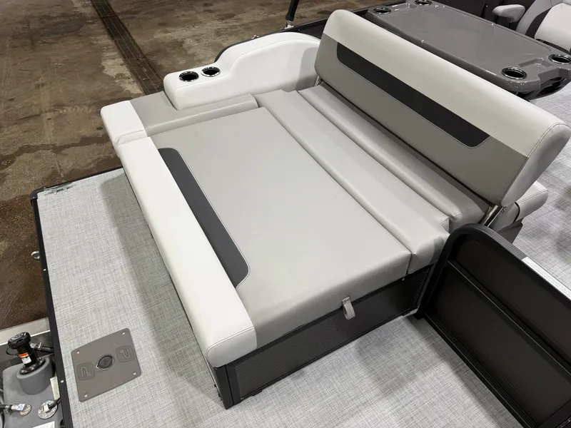 Slide: The Image of Princecraft Vectra 23 RL 2026 - 19