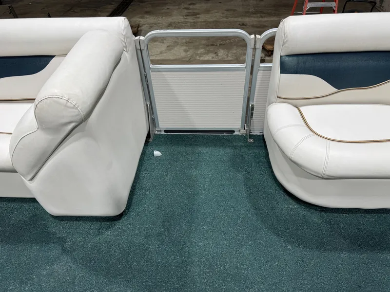 Slide: The Image of Premier 210 SunSation Pontoon 2007 - 10