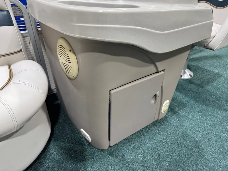 Slide: The Image of Premier 210 SunSation Pontoon 2007 - 19