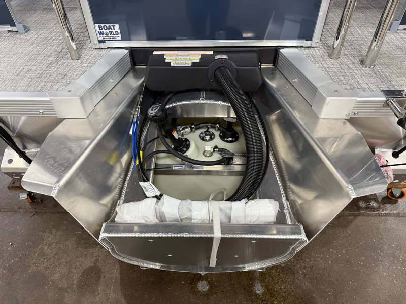 Slide: The Image of Tahoe Sport 2385 Rear Fish Tritoon & Honda 4-Stroke EFI 2026 - 45