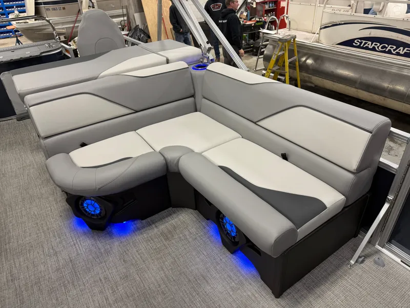 Slide: The Image of Tahoe Sport 2385 Rear Fish Tritoon & Honda 4-Stroke EFI 2026 - 9