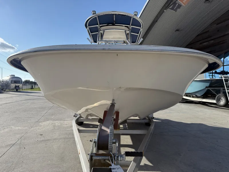 Slide: The Image of Carolina 218 DLV 2017 - 3