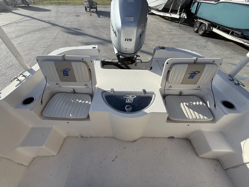 Slide: The Image of Carolina 218 DLV 2017 - 9