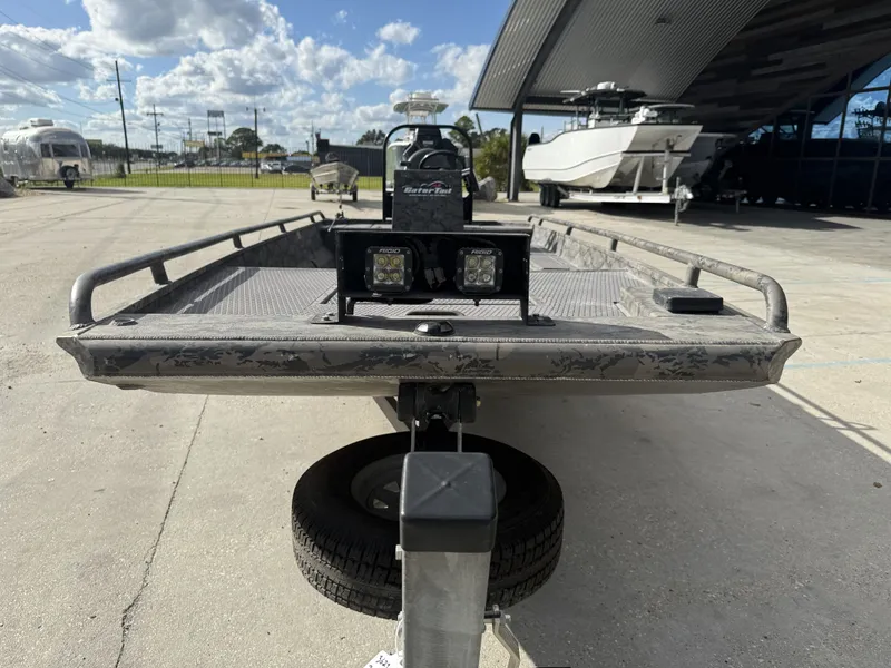 Slide: The Image of Gator-Tail Extreme Series 1860CC 2019 - 2