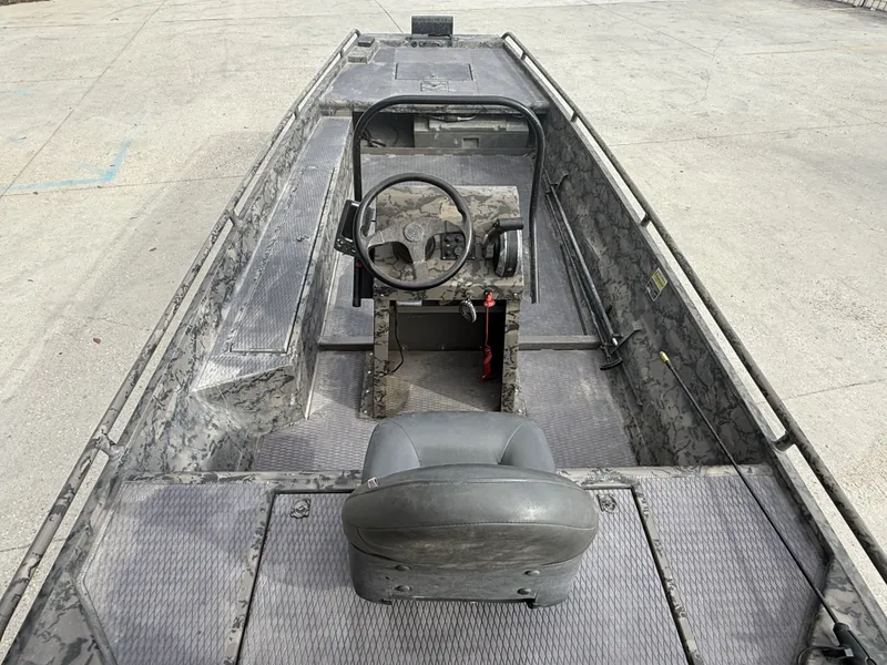 Slide: The Image of Gator-Tail Extreme Series 1860CC 2019 - 6