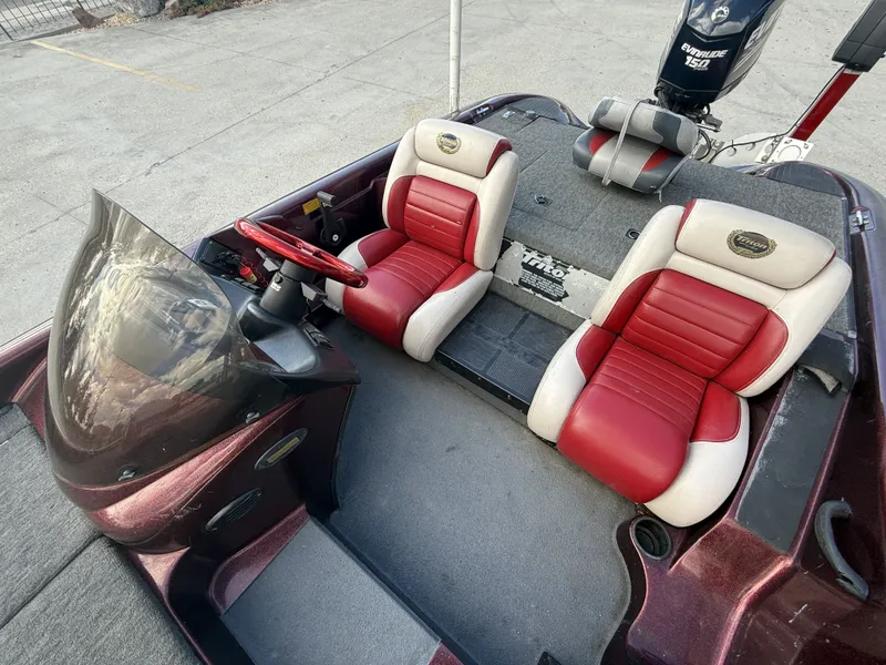 Slide: The Image of Triton Tr-186 2000 - 12