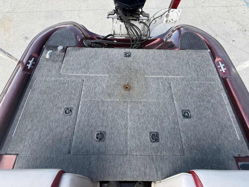 Slide: The Image of Triton Tr-186 2000 - 13