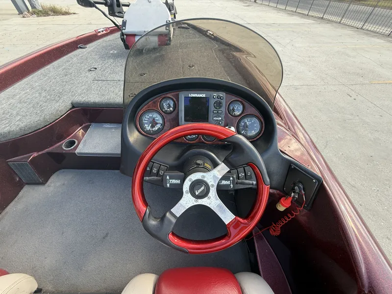 Slide: The Image of Triton Tr-186 2000 - 15