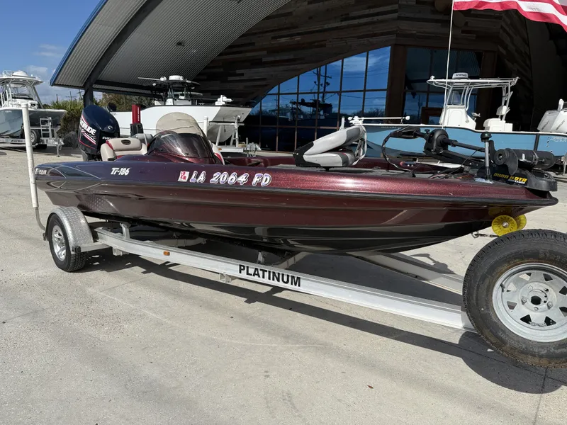 Slide: The Image of Triton Tr-186 2000 - 2