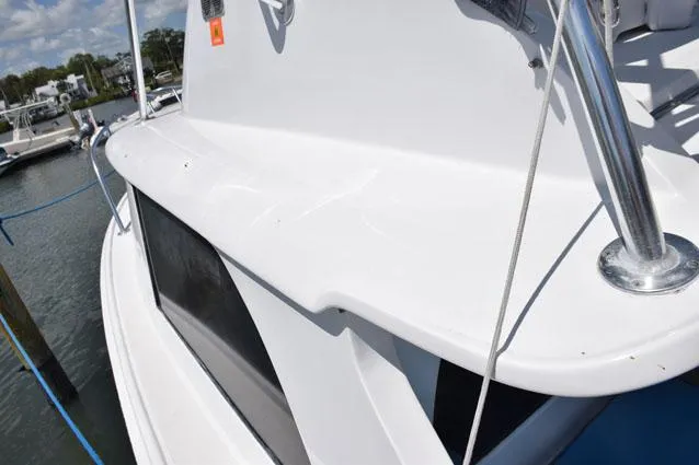 Slide: The Image of Deckhouse side windows are fiberglass - 7
