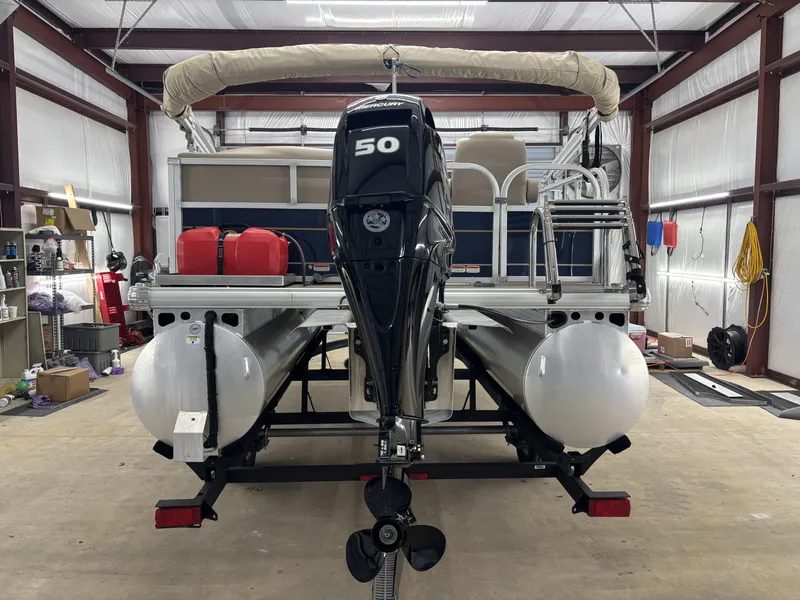 Slide: The Image of Sun Tracker Bass Buggy 16 XL Select 2024 - 10