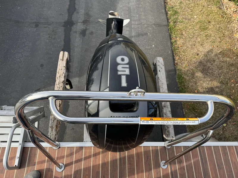 Slide: The Image of Crest I 2016 - 13